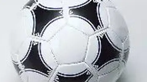 篮球欧洲杯风云录：马尔卡宁五战辉煌，约基奇统治全场