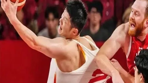 申花危机朱辰杰、蒋圣龙主力球员受伤病侵袭，深度解析